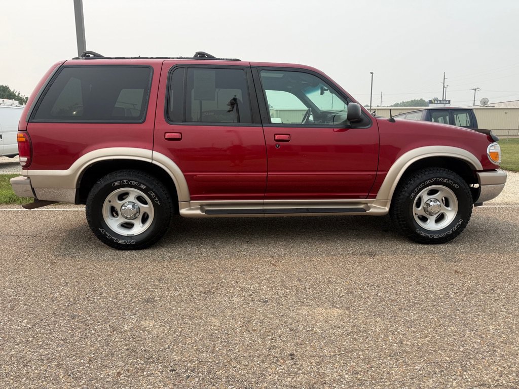 Used 2001 Ford Explorer Eddie Bauer AWD/4WD image 19