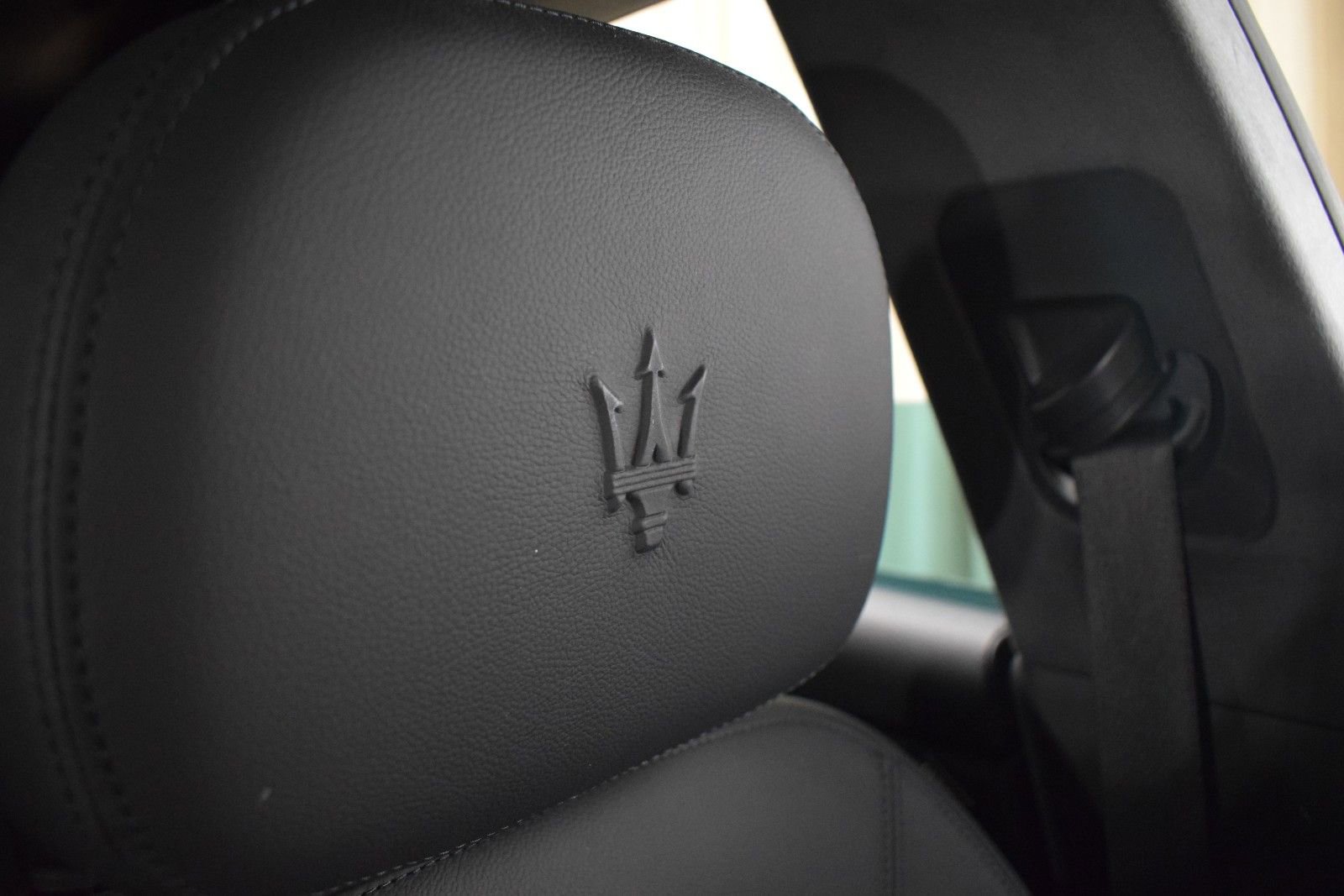 Certified 2023 Maserati Levante GT AWD/4WD image 36