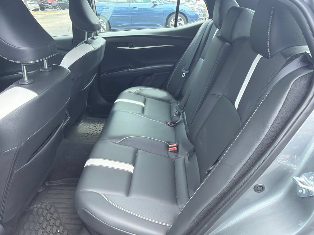 Used 2026 Toyota Camry SE FWD image 10