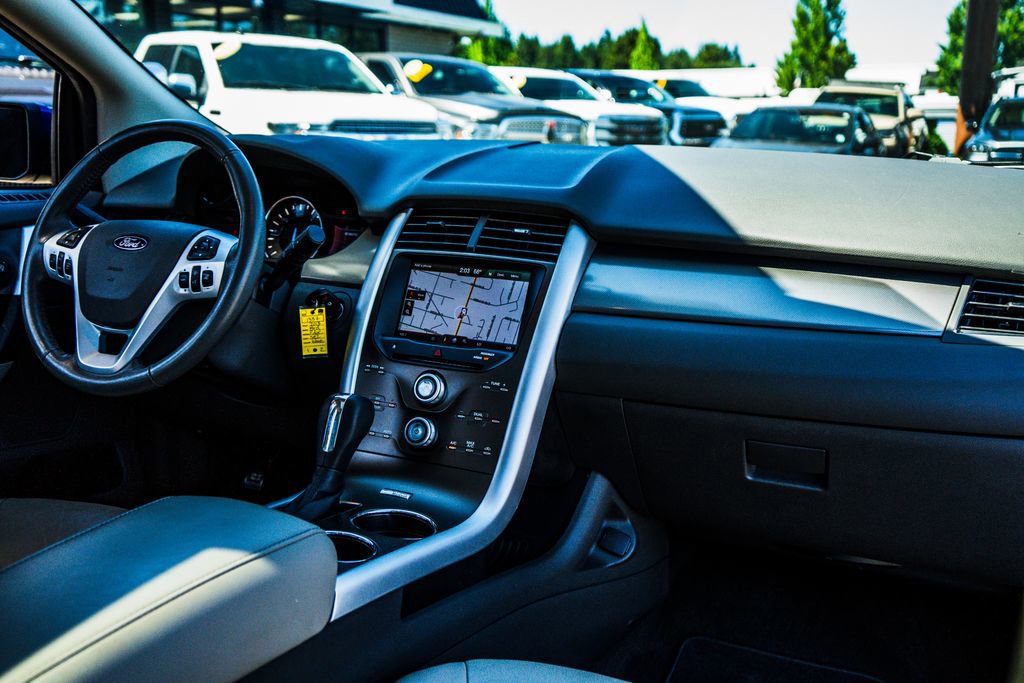 Used 2013 Ford Edge SEL FWD image 39
