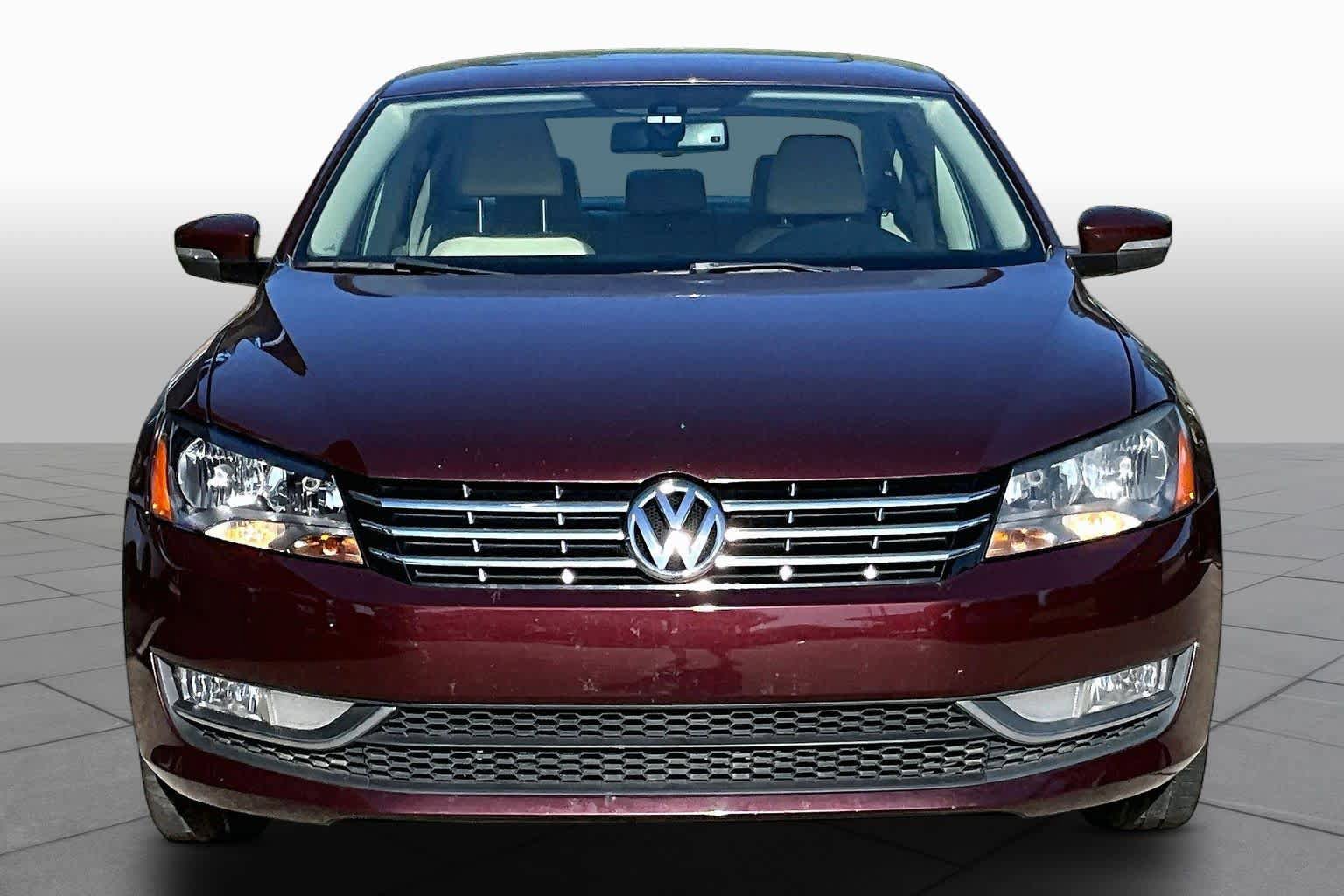 Used 2014 Volkswagen Passat TDI SE FWD image 4