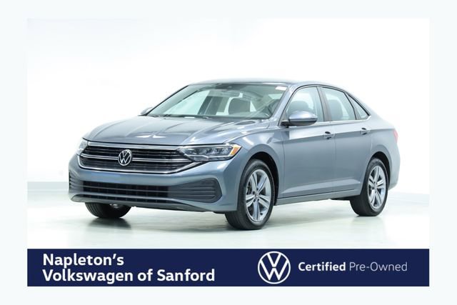 Certified 2022 Volkswagen Jetta SE image 1
