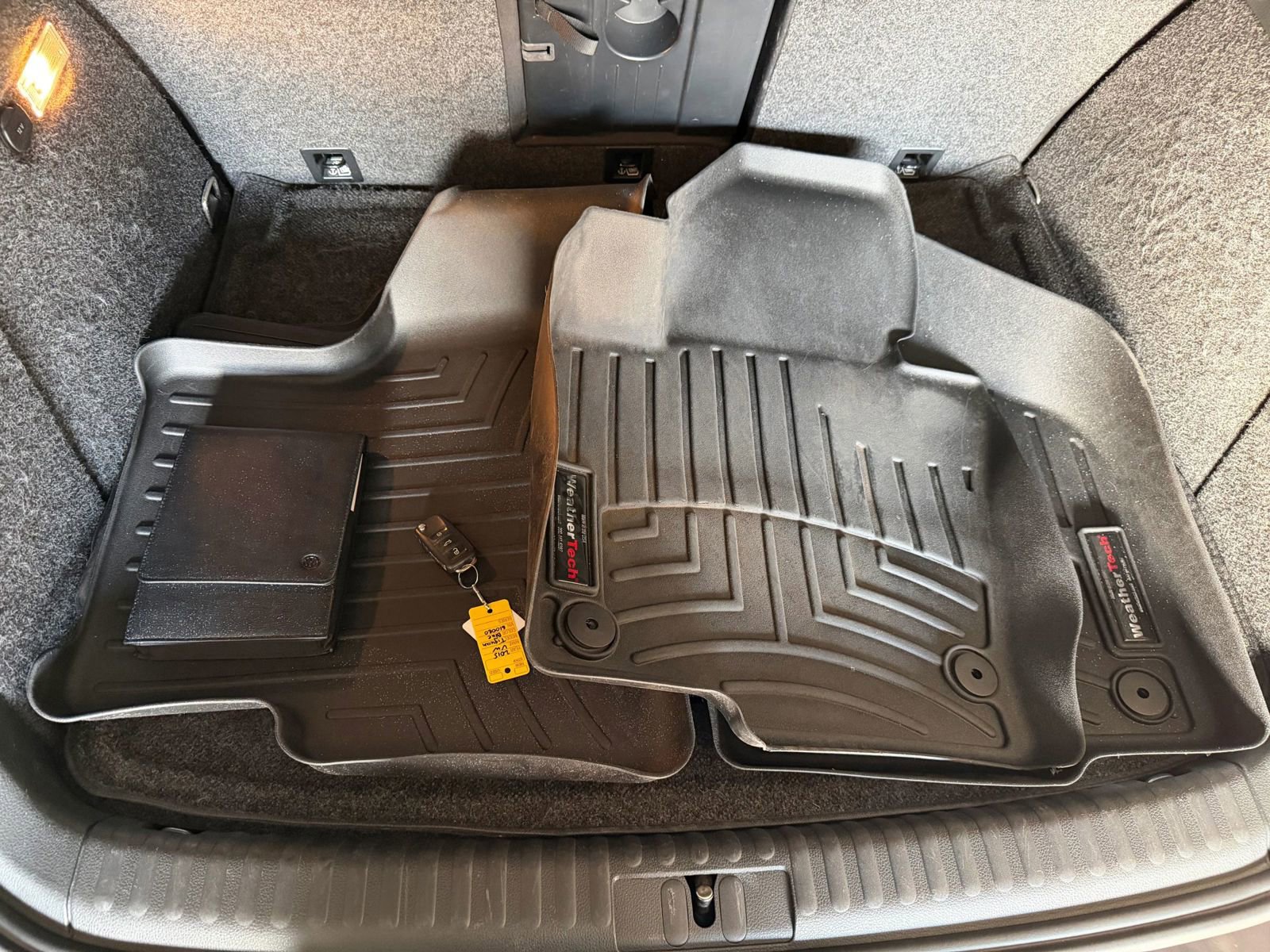Used 2015 Volkswagen Tiguan S image 37