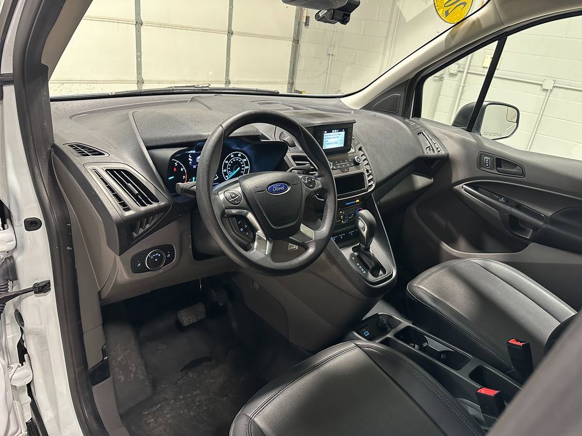Used 2022 Ford Transit Connect XL FWD image 22