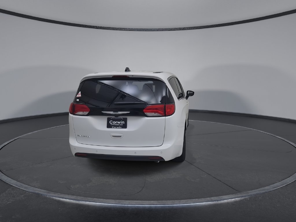 New 2027 Chrysler Pacifica LX FWD image 12