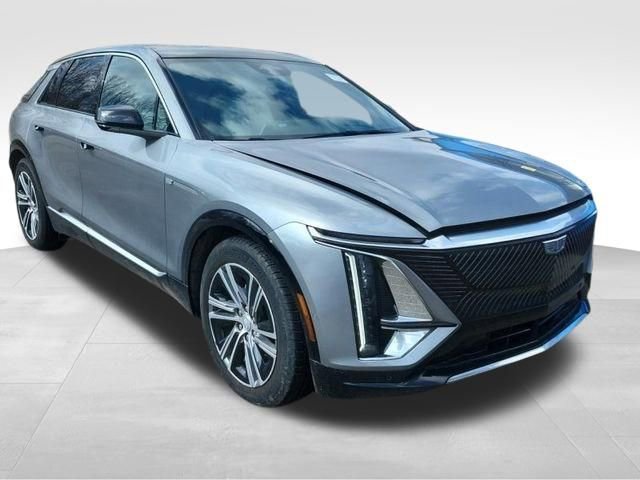 Used 2024 Cadillac Lyriq Luxury image 4