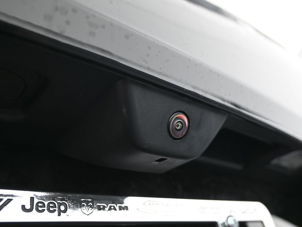 New 2026 Jeep Grand Cherokee L Laredo image 35