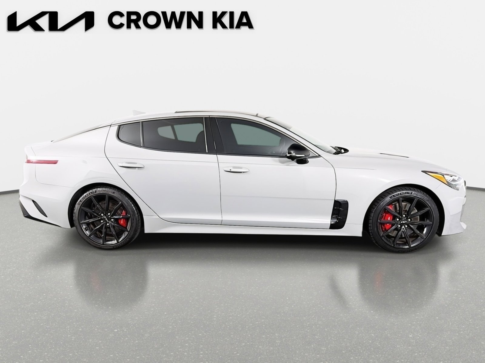 Certified 2023 Kia Stinger GT2 w/ Option Group 015 image 4