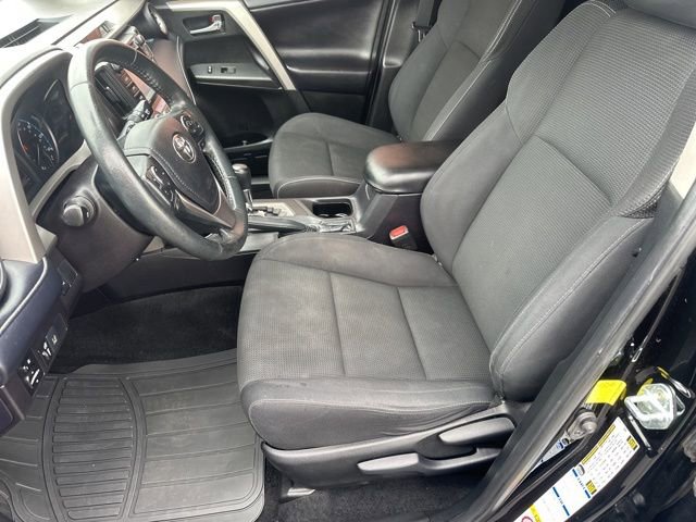 Used 2018 Toyota RAV4 XLE w/ Plus Extra Value Package AWD/4WD image 10