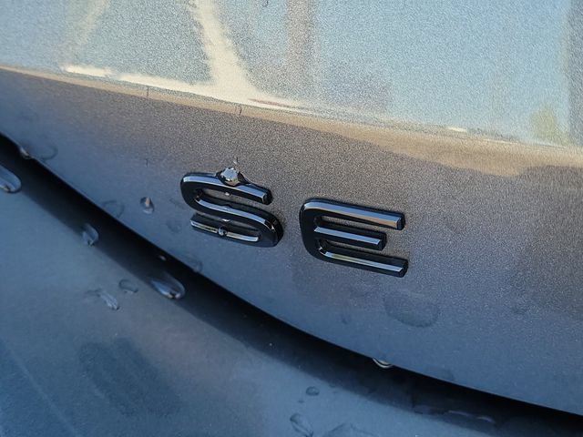 Certified 2025 Volkswagen Tiguan SE R-Line AWD/4WD image 6
