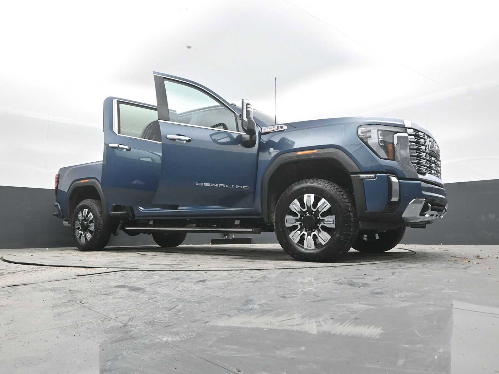 New 2026 GMC Sierra 2500 Denali w/ Denali Reserve Package image 54