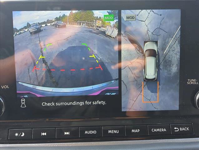 Used 2022 Nissan Rogue SL w/ SL Premium Package image 12