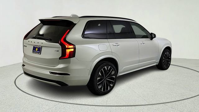 New 2026 Volvo XC90 T8 Ultra w/ Protection Package AWD/4WD image 7