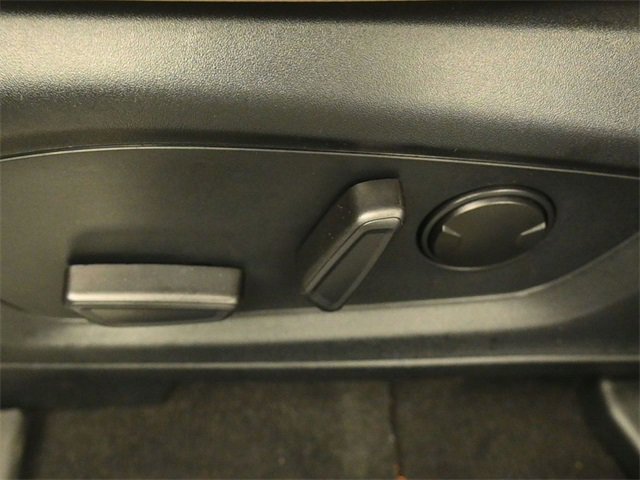 Used 2023 Ford Explorer Limited w/ Equipment Group 301A image 11