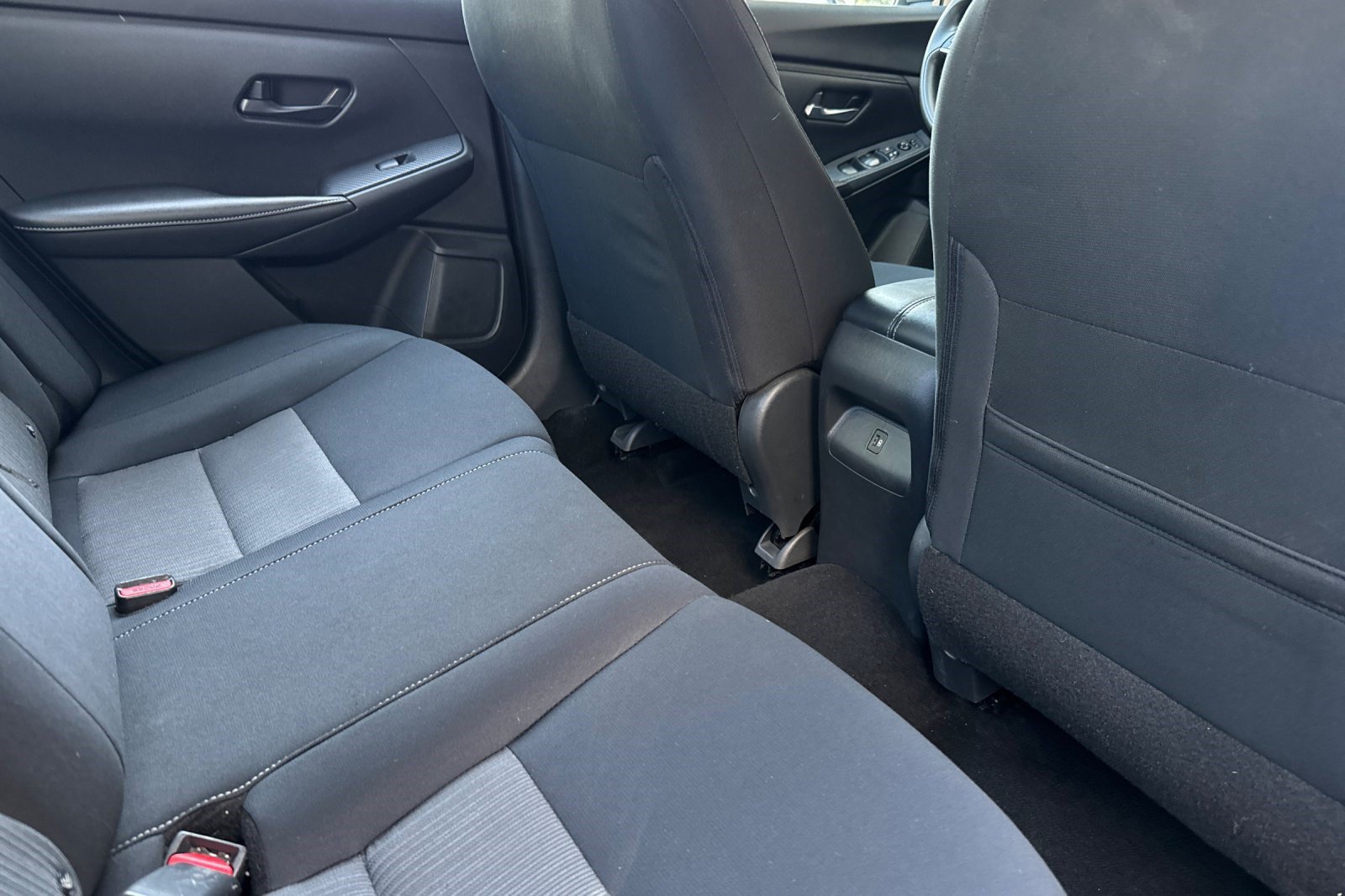 Used 2024 Nissan Sentra SV w/ Trunk Package FWD image 31