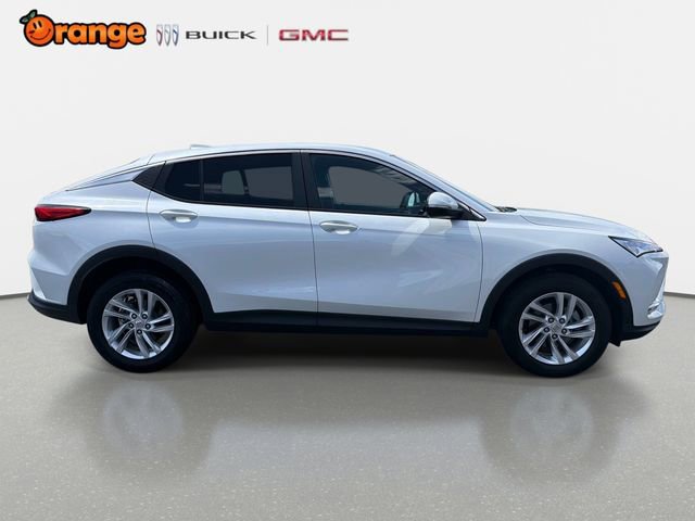 Used 2024 Buick Envista Preferred FWD image 2