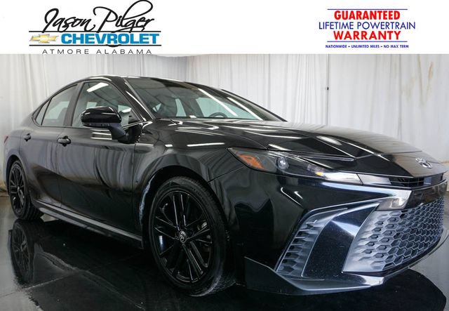 Used 2025 Toyota Camry SE