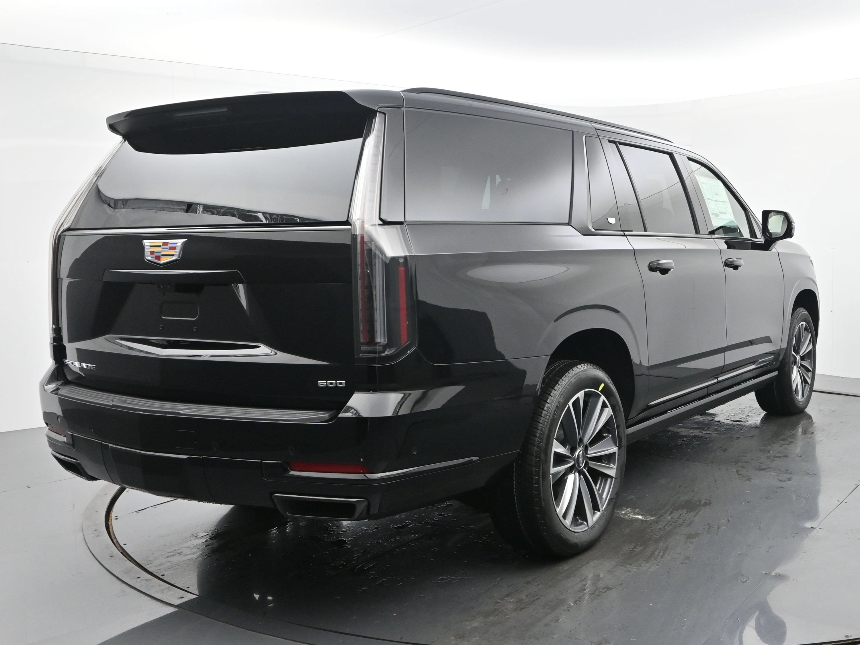 New 2026 Cadillac Escalade ESV Sport w/ Touring Package AWD/4WD image 5