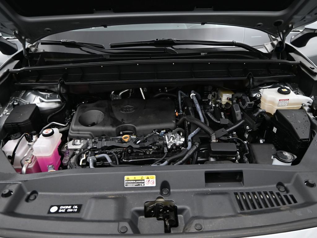 Used 2023 Toyota Highlander Limited image 11