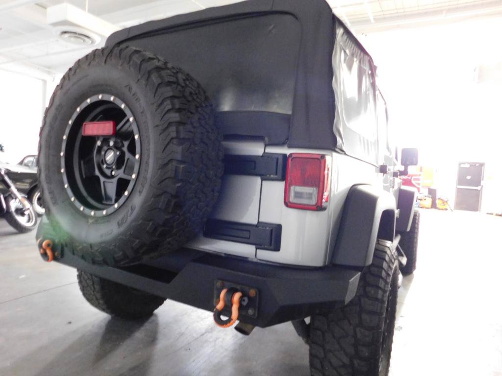 Used 2018 Jeep Wrangler Unlimited Sport S AWD/4WD image 6