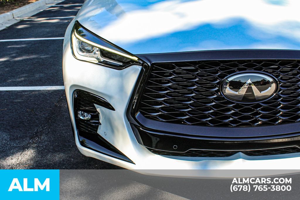 Used 2025 INFINITI QX50 Sport AWD/4WD image 11