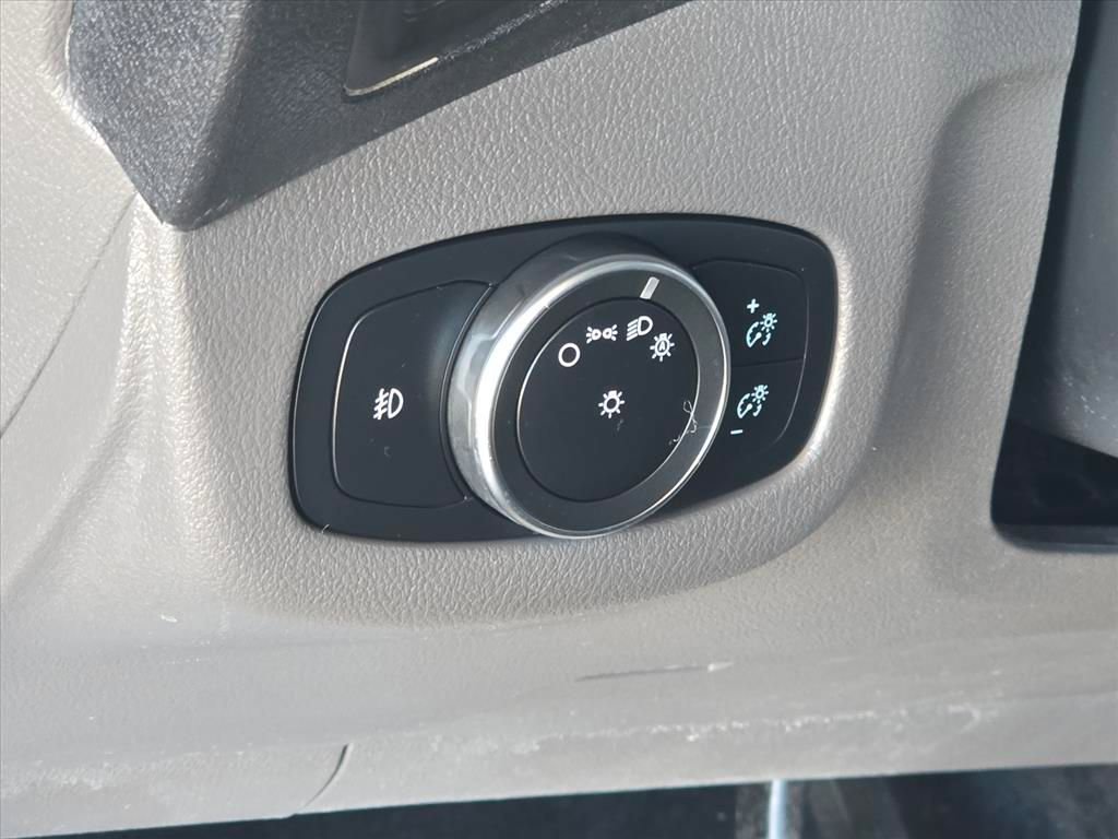 Used 2022 Ford Transit Connect XLT FWD image 7