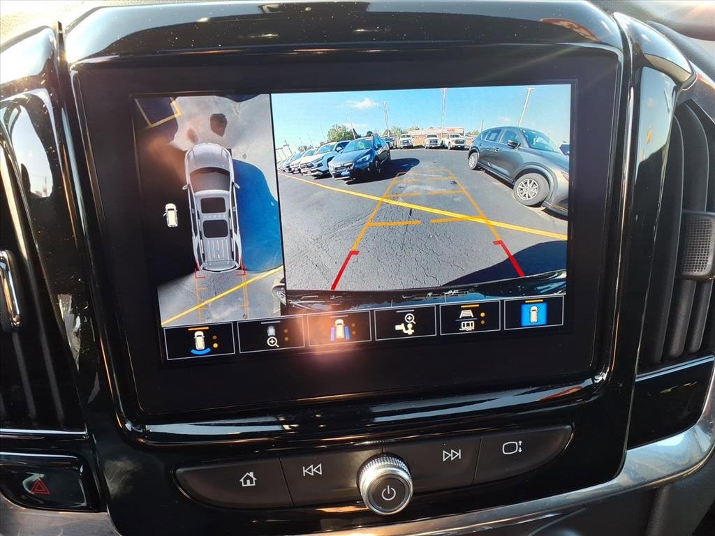 Certified 2023 Chevrolet Traverse RS image 12