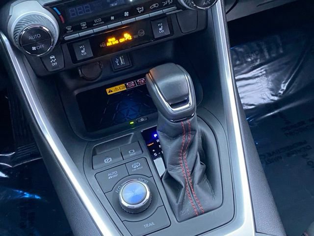 Certified 2024 Toyota RAV4 XSE image 21