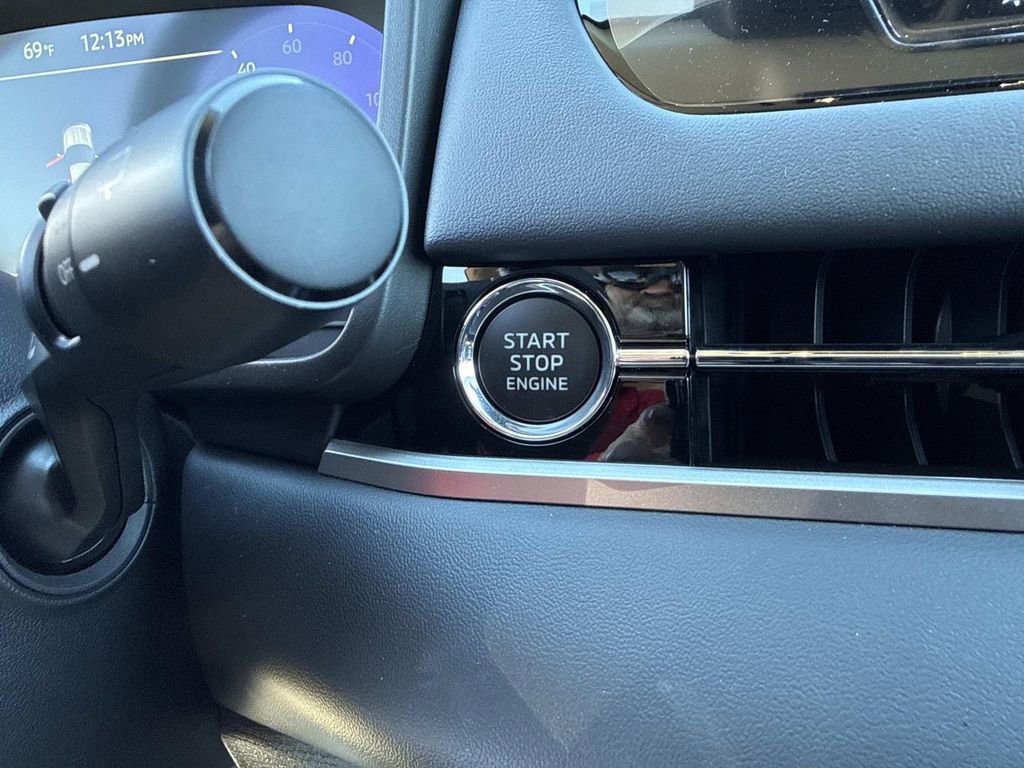 New 2026 Mitsubishi Outlander SEL image 34