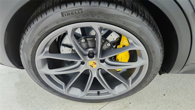 Used 2024 Porsche Cayenne Turbo GT image 60