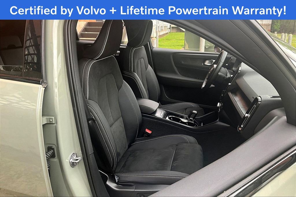 Certified 2023 Volvo C40 P8 Recharge Plus AWD/4WD image 10