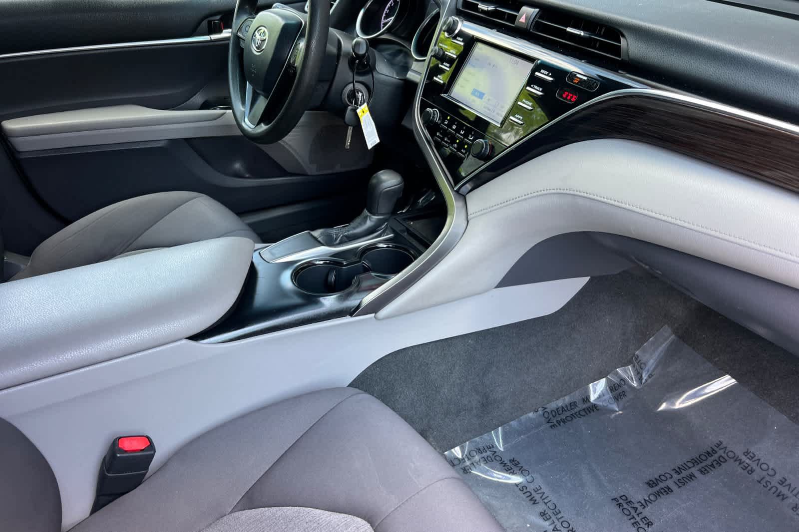 Certified 2018 Toyota Camry LE FWD image 15
