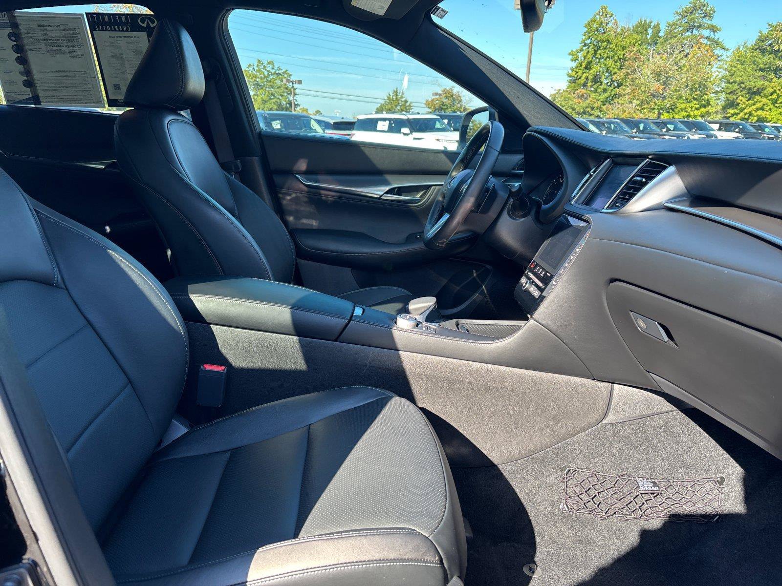 Used 2023 INFINITI QX55 Luxe w/ Cargo Package AWD/4WD image 38