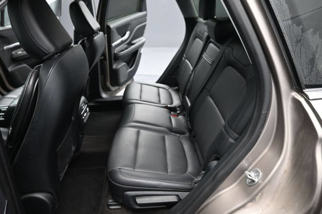 Used 2021 Lincoln Corsair AWD w/ Equipment Group 101A image 15