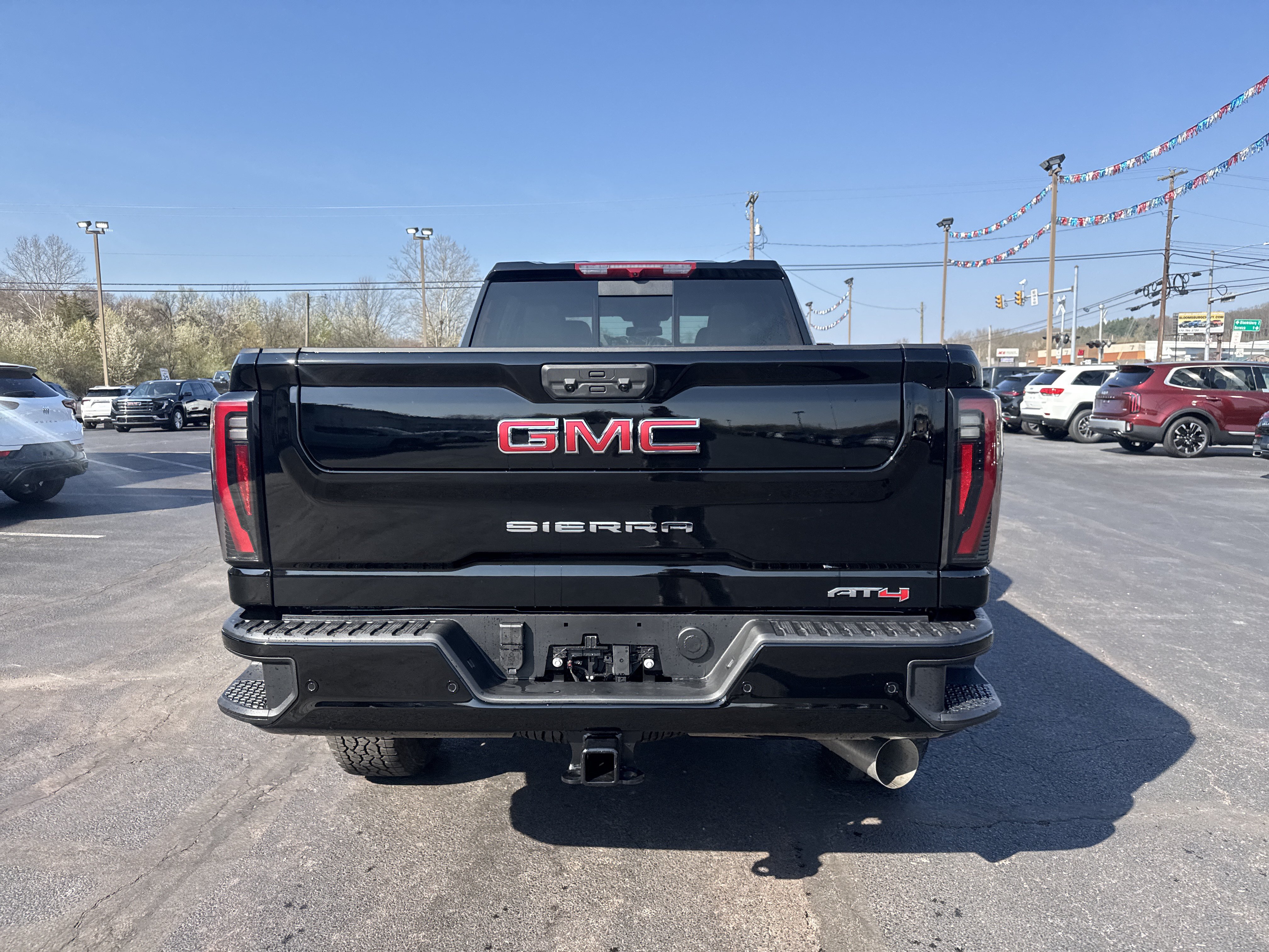 New 2026 GMC Sierra 2500 AT4 AWD/4WD video 4