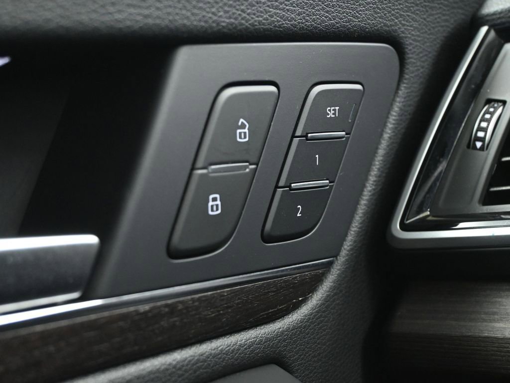 Used 2024 Audi Q5 2.0T Premium Plus image 22