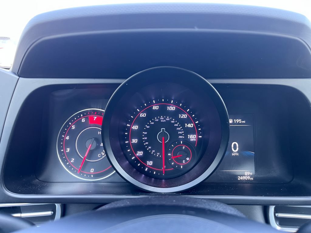 Used 2021 Hyundai Elantra SEL FWD image 12