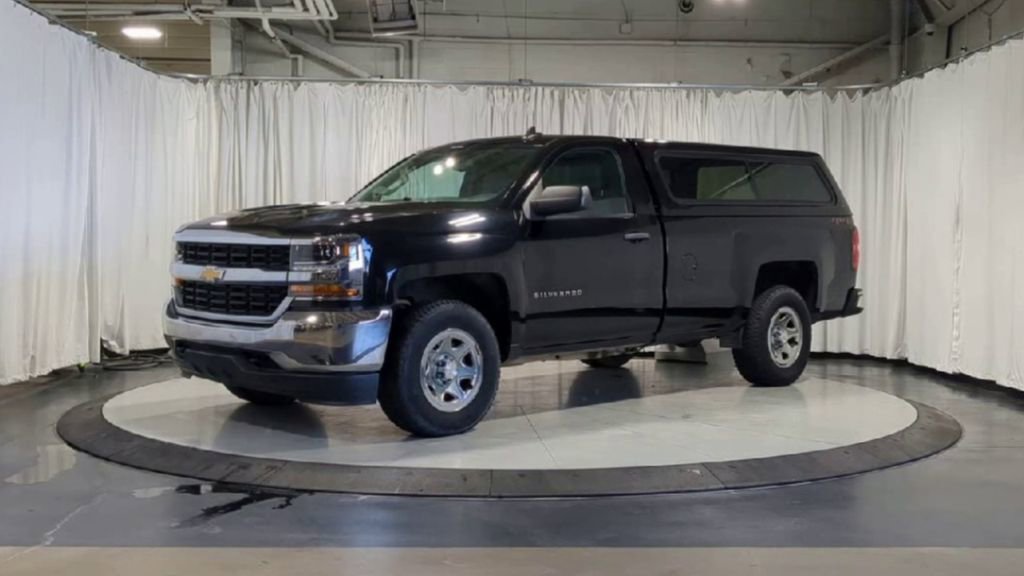 Used 2018 Chevrolet Silverado 1500 LS w/ Trailering Package AWD/4WD image 5