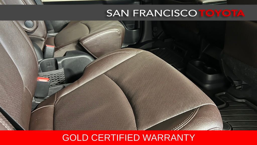 Certified 2022 Toyota Sienna Platinum image 21