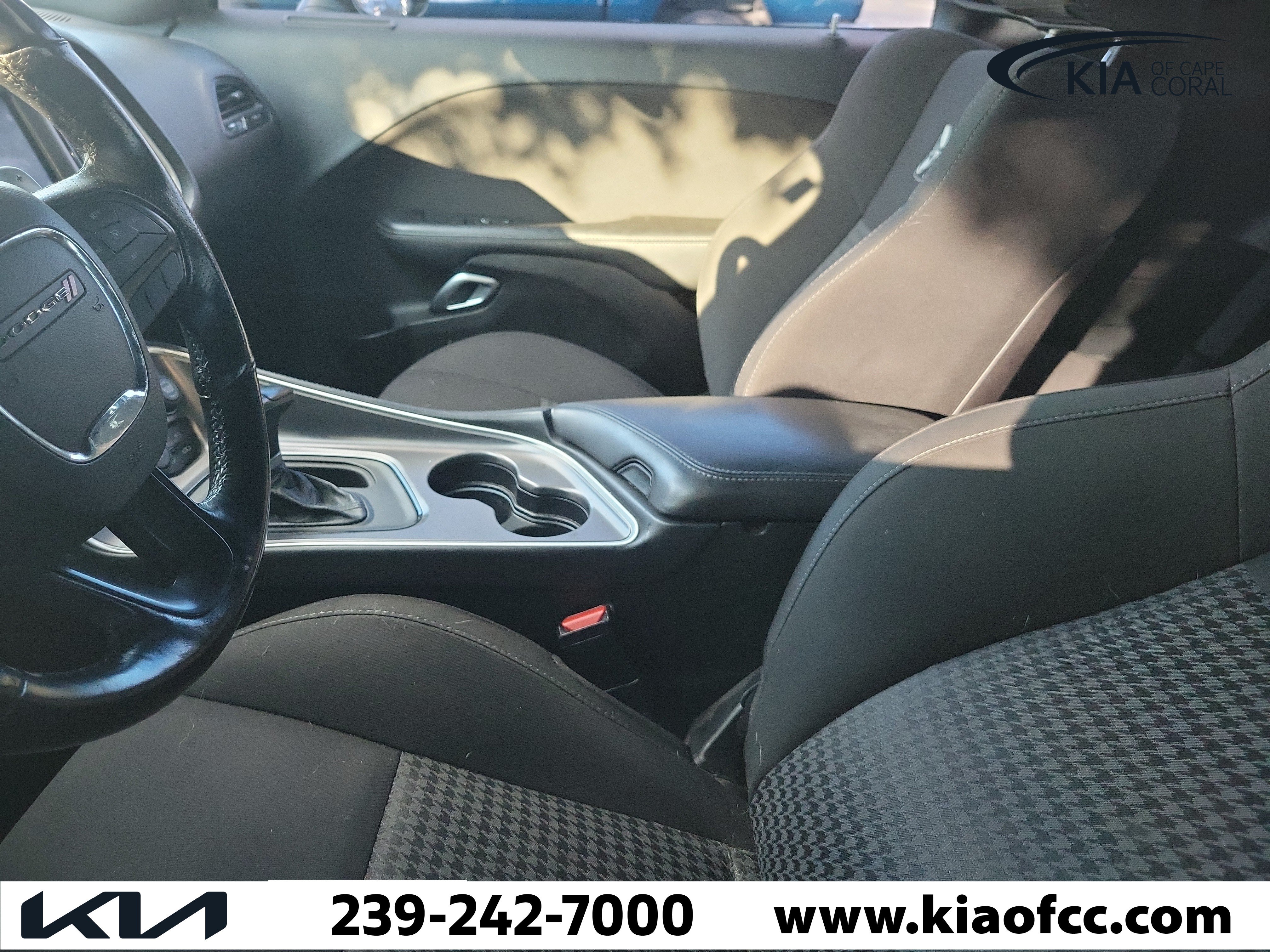 Used 2019 Dodge Challenger R/T Scat Pack w/ Shaker Package RWD image 10