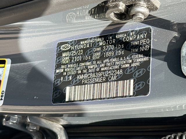 Used 2023 Hyundai Venue Limited w/ Cargo Package FWD image 30