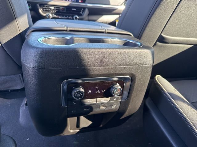 New 2026 Chevrolet Suburban Premier image 13