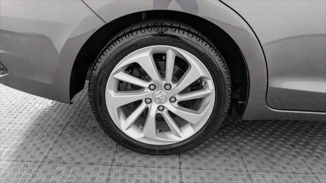 Used 2017 Acura ILX w/ Premium Package FWD image 36