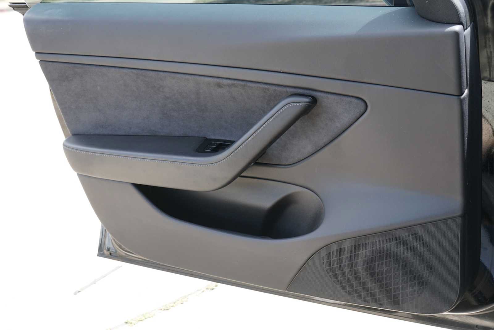 Used 2019 Tesla Model 3 Long Range RWD image 23