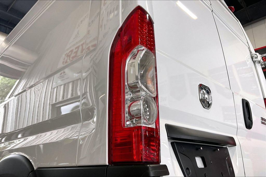 Used 2025 RAM ProMaster 3500 w/ Convenience Group FWD image 16