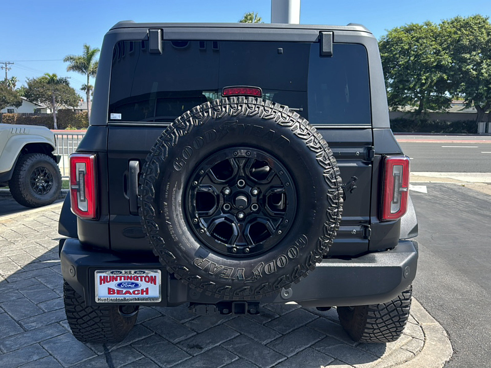 Used 2024 Ford Bronco Wildtrak AWD/4WD image 9