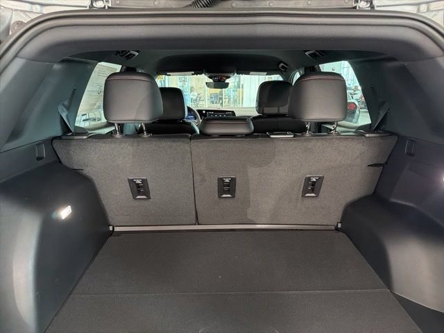 New 2026 Chevrolet Equinox RS w/ Convenience Package III AWD/4WD image 19