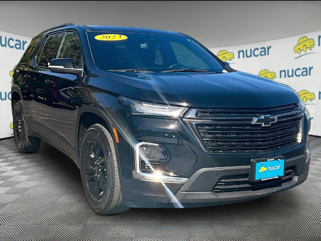 Used 2023 Chevrolet Traverse LT w/ Midnight/Sport Edition