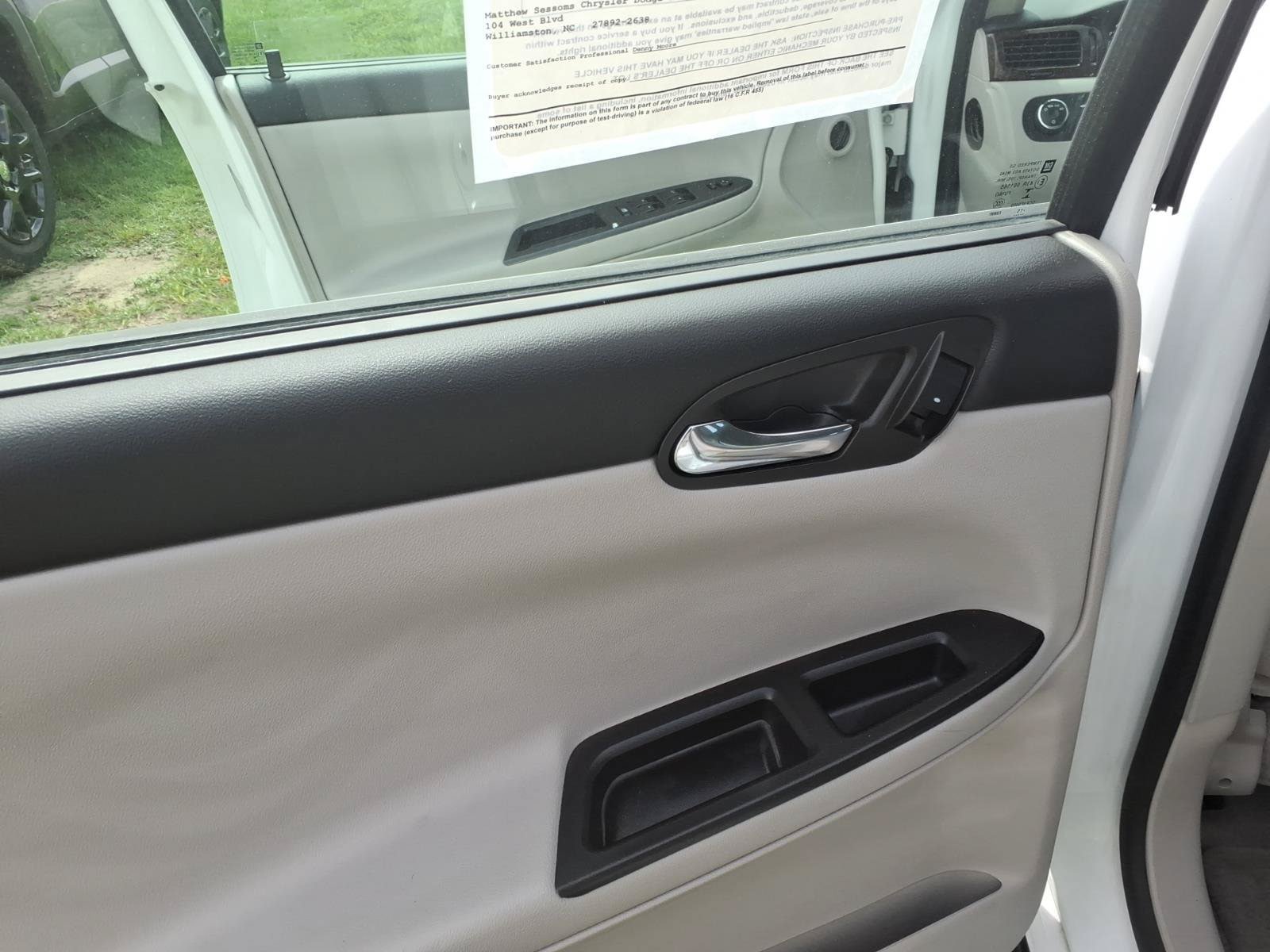 Used 2016 Chevrolet Impala Limited LS FWD image 9