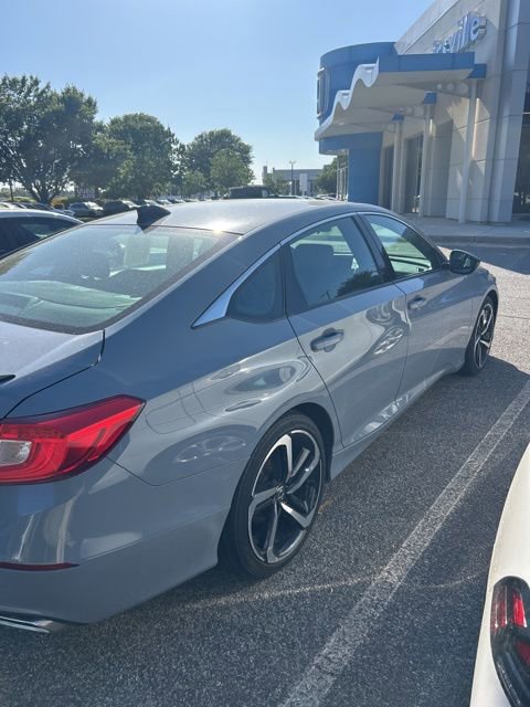 Used 2022 Honda Accord Sport image 4